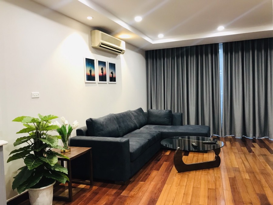 Bán biệt thự mặt hồ Quảng An giá bán 70 tỷ liên hệ 0912955504, sổ đỏ chính chủ