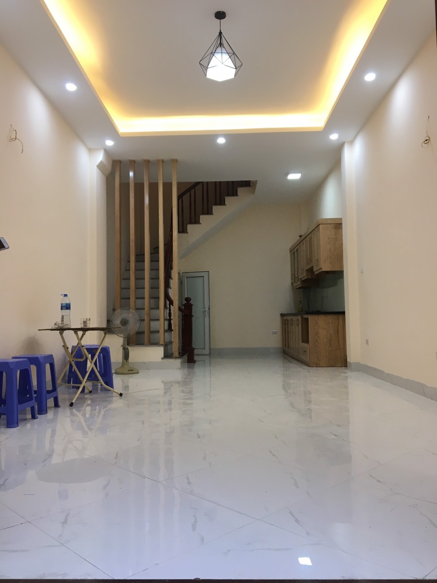 Gia đình bán gấp nhà Nguyễn Đức Cảnh, hai mặt thoáng, kinh doanh đỉnh dt 45m2 giá chỉ 5 tỷ