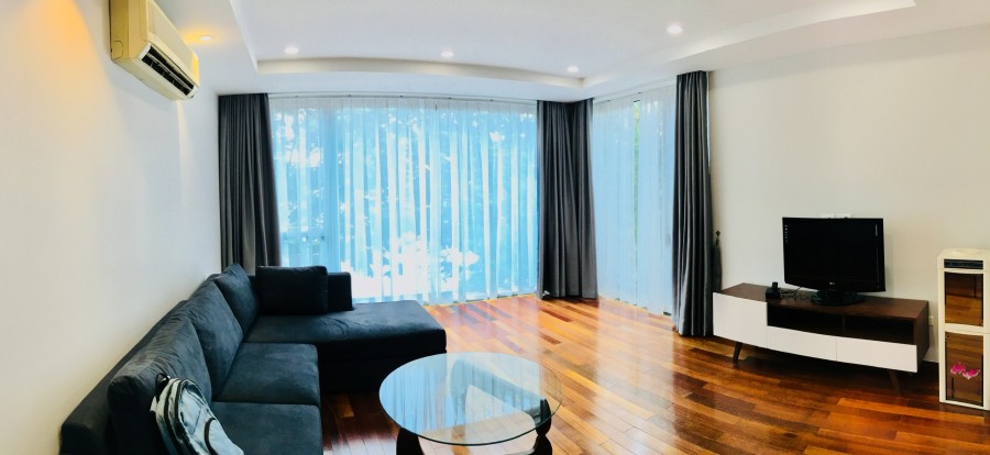 Bán biệt thự mặt hồ Quảng An giá bán 70 tỷ liên hệ 0912955504, sổ đỏ chính chủ