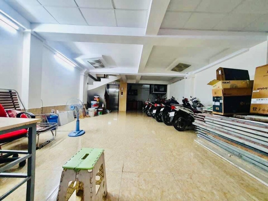 Bán toà nhà căn hộ dịch vụ 20 phòng khép kín, 8 tầng kiên cố, thang máy, giá. thương lượng