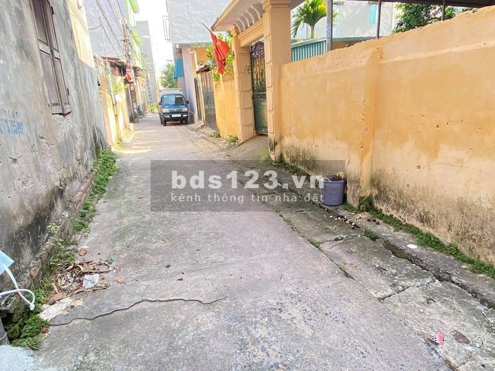 Bán nhà 86m2 tại Kim Âu, Đặng Xá oto vào giá có 30tr/m2. LH 0983253436