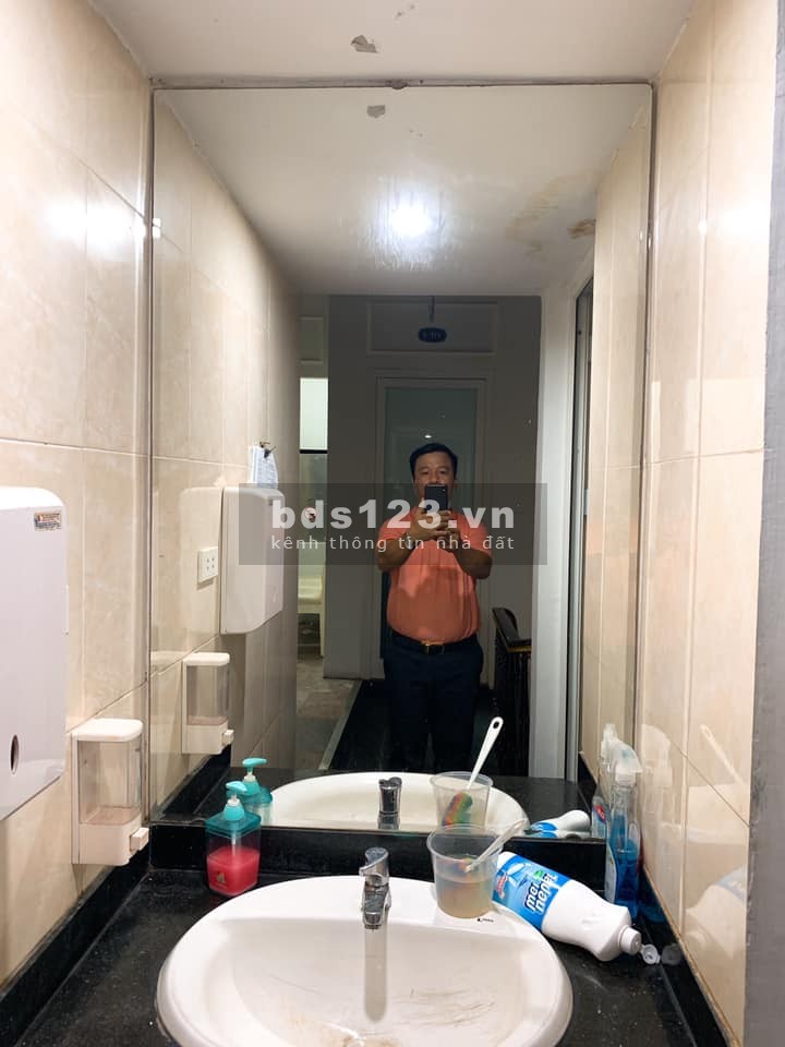Nhà mặt phố Quận Ba Đình. Mặt Tiền 8.3m giá chỉ 37 tỷ, lh 0399298888
