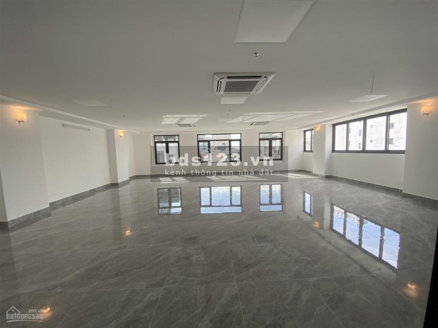 Cho thuê tòa nhà 7 tầng, mặt tiền 12m đường sông sét gần Trương Định diện tích 60m2 x7 tầng, mt 12m