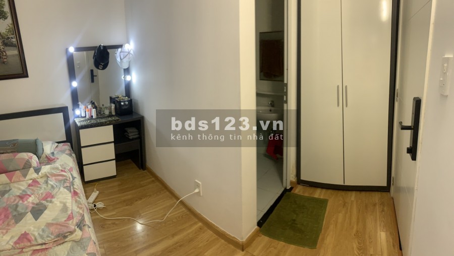 Bán căn hộ 65m2 có sổ hồng, có nội thất, giá chỉ 2,2 tỷ, hỗ trợ ngân hàng 1,8 tỷ