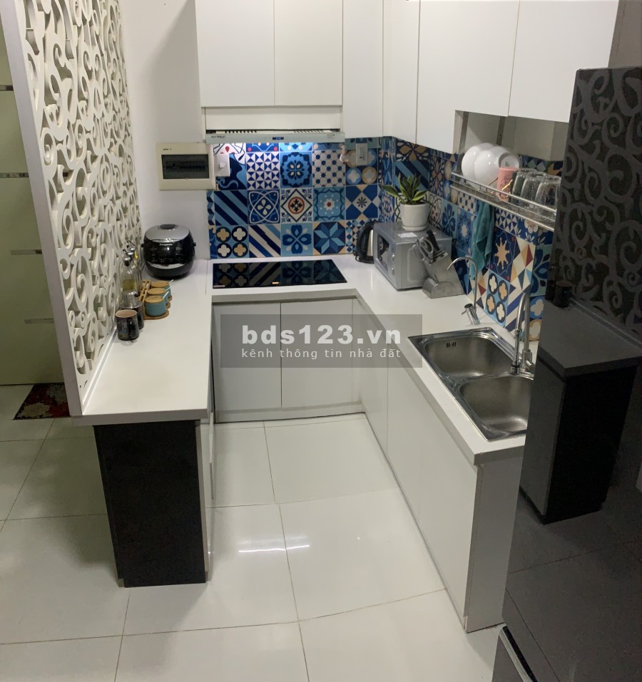 Bán căn hộ 65m2 có sổ hồng, có nội thất, giá chỉ 2,2 tỷ, hỗ trợ ngân hàng 1,8 tỷ