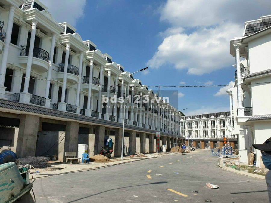 Bán Nhà Phố Mặt Tiền Đường Nguyễn Thị Khắp phường Tân Đông Hiệp thành phố Dĩ An