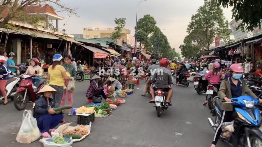 Kẹt vốn cần nhượng lại lô đất tại Bến Cát, Bình Dương, sổ hồng riêng, thổ cư 100%