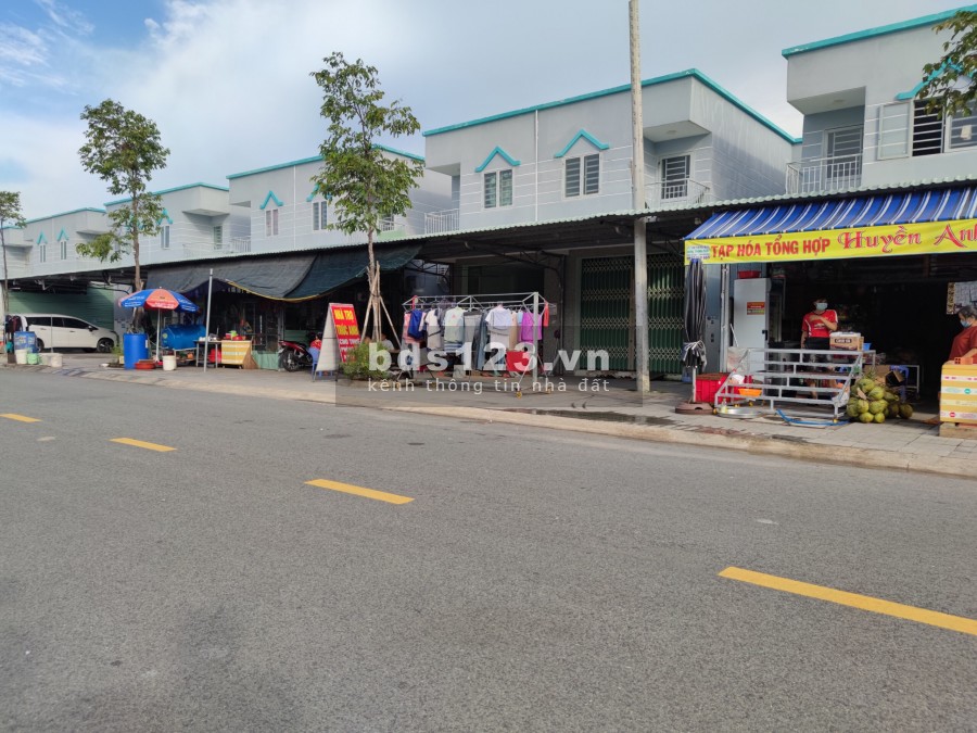 Bán Gấp nhà chính chủ ở bàu bàng 1 trệt 1 lầu giá 1tyxx thương lượng