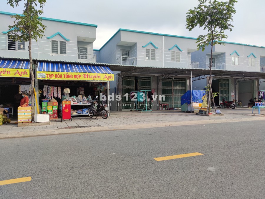 Bán Gấp nhà chính chủ ở bàu bàng 1 trệt 1 lầu giá 1tyxx thương lượng