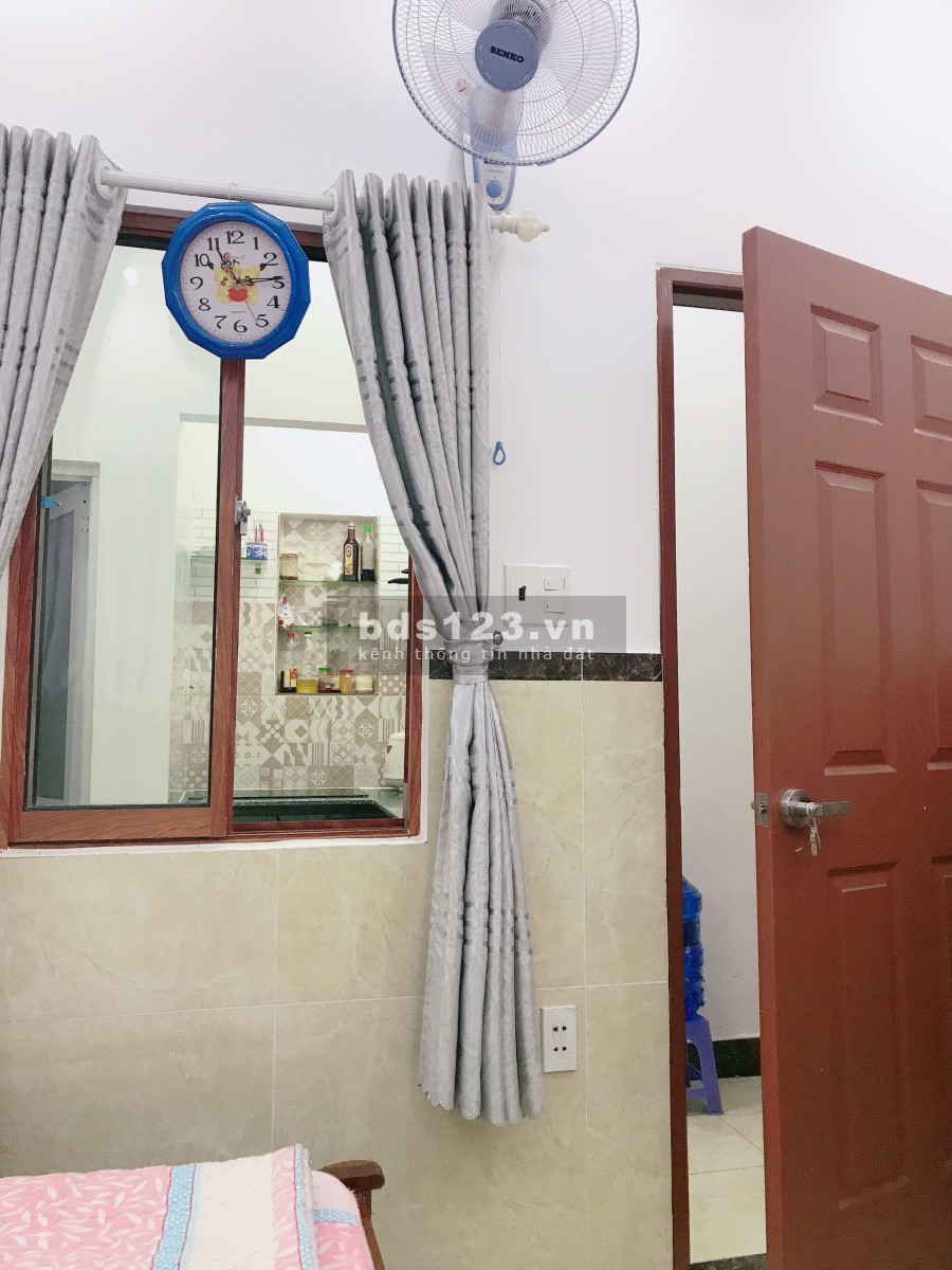 Nhà ngay gần chợ Lái Thiêu cần bán giá rẻ 1.58 tỷ, hướng Đông Nam