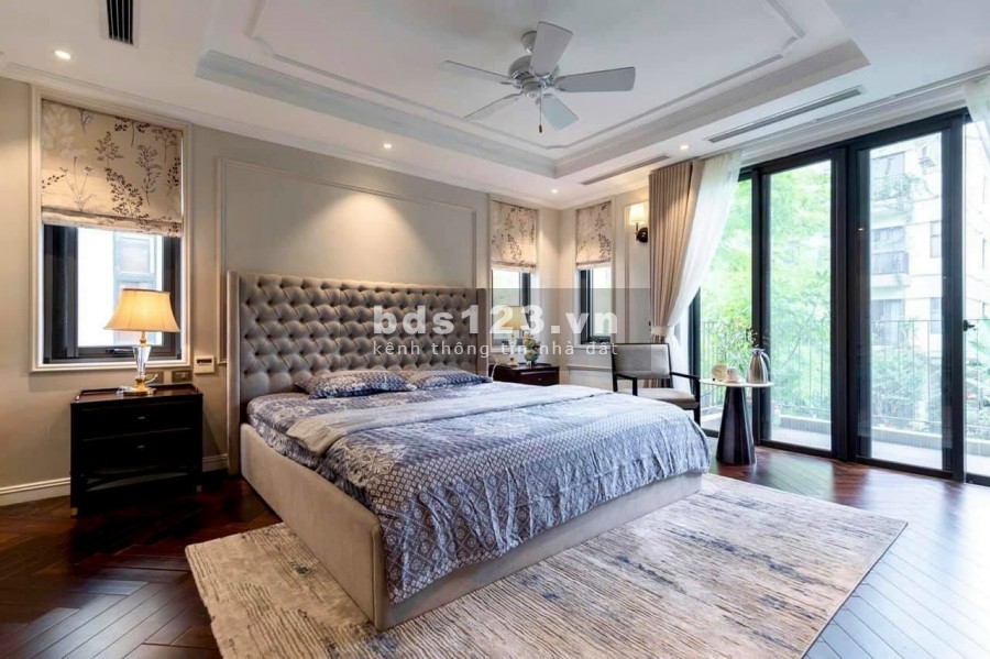Cho thuê biệt thự nội thất đẹp khu Vinhomes Gia Lâm, bàn giao ở ngay