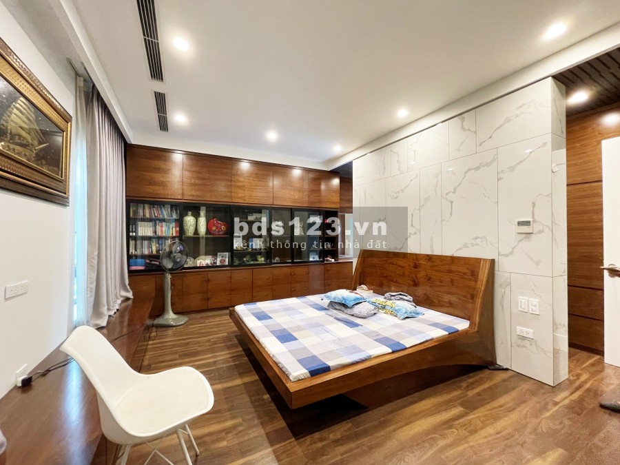 Siêu Phẩm Biệt Thự Độc Bản 180m2 KĐT Việt Hưng. Hướng mát Thiết kế hiện đại NT cao cấp