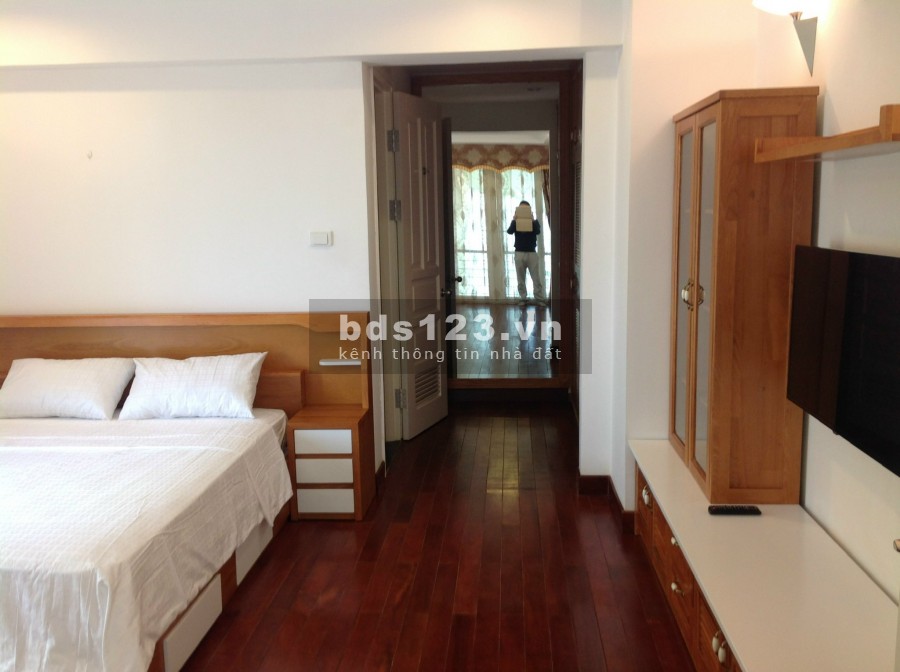 Bán penthouse dt 279m2, 4 ngủ tại P2 Ciputra Hà Nội, full nội thất. LH 0973781843 Ánh.
