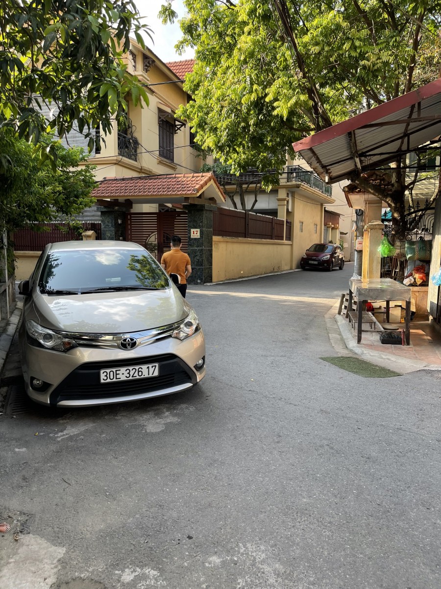 Vỡ nợ bán 50m2 Đào Nguyên, Trâu Quỳ, đường thông các ngả liên hệ 0943219991