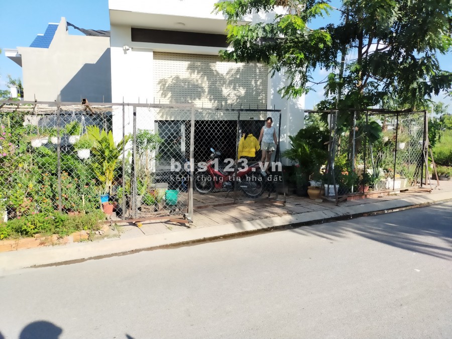 Biên Hoà : Đất nền dự án nằm sau KCN PouChen, diện tích từ 100~179m2. giá chỉ 1.7 tỷ/ nền