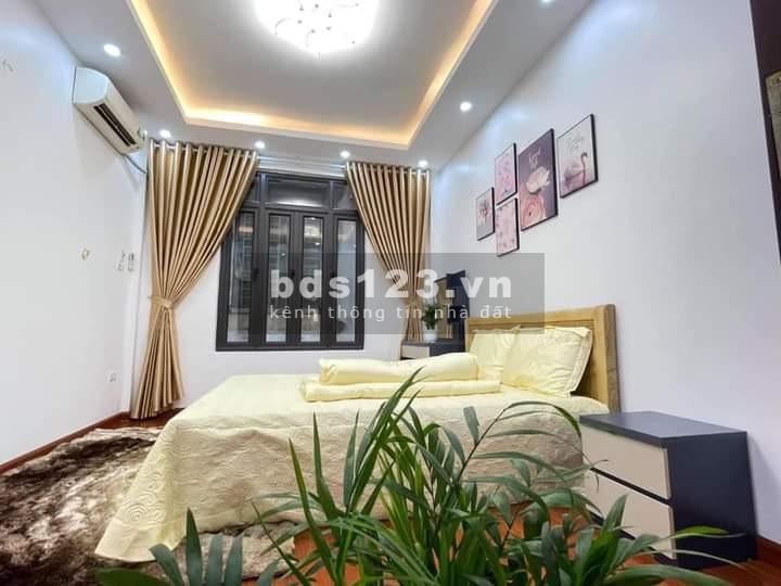 Bán Nhà Xuân La, Ngõ Thông, 50m thẳng ra ô tô, Ngõ ba gác tránh xe máy giá bán 4.5 tỷ