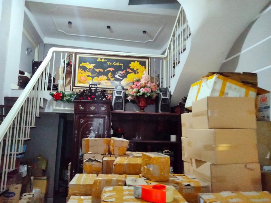 Nhà Ngọc Thuỵ Long Biên 35mx4t mt4.2m, ô tô đỗ cách nhà 2m, 3PN, ở luôn, nhỉnh 3 tỷ.