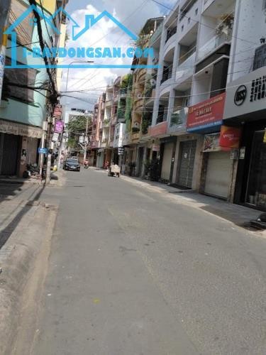 Chính Chủ cần bán nhà ở Phú Nhuận có sổ sẵn đầy đủ, đang cho thuê 7 triệu/tháng