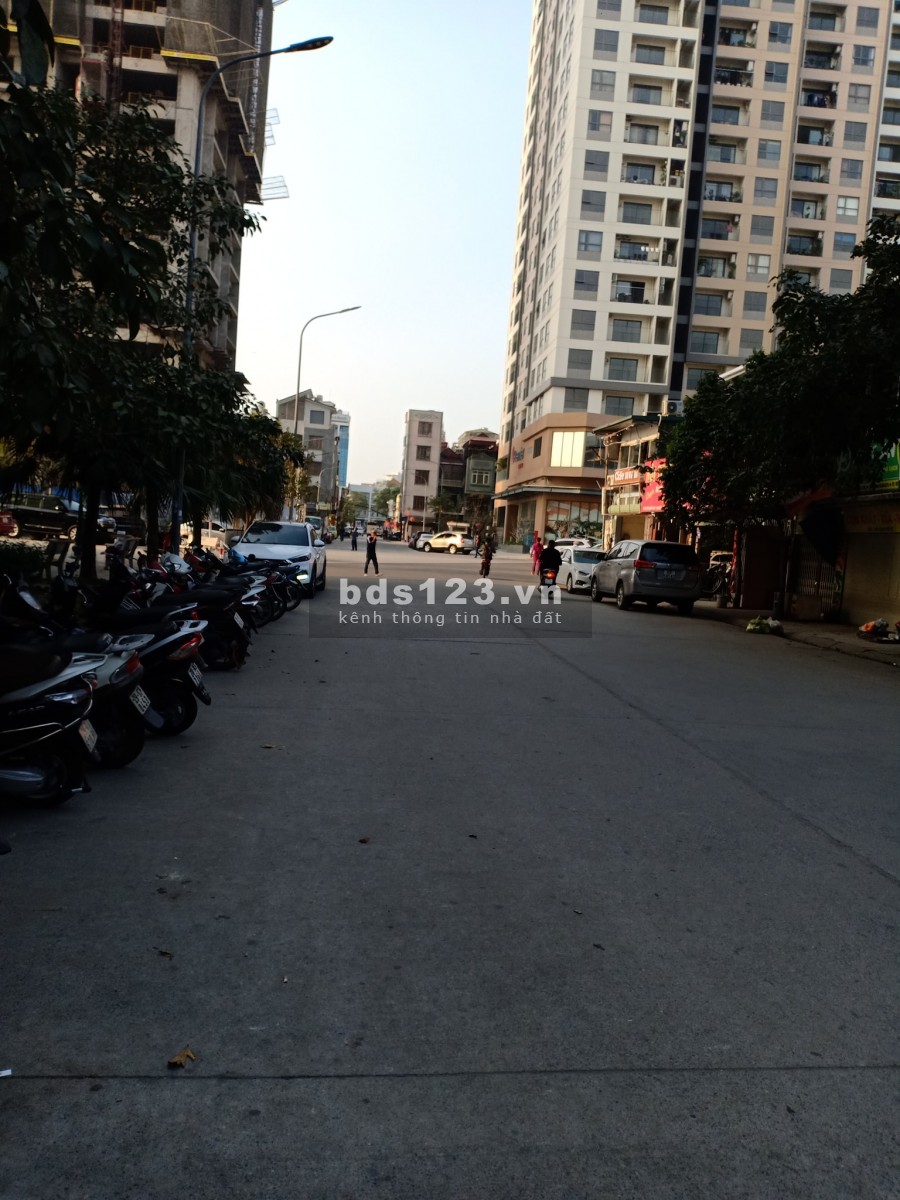 Cho thuê Sàn thương mại Berriver 390 Nguyễn Văn Cừ Quận Long Biên Hà Nội