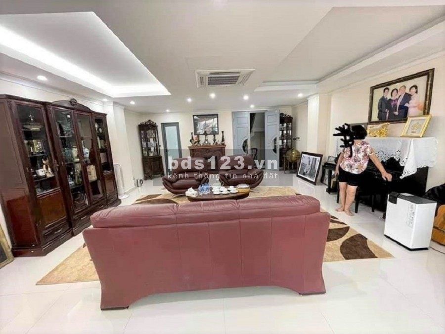 Mặt phố Vạn Phúc. Vỉa hè, ô tô, Kinh Doanh, thang máy. 80m2 9T 20 tỷ