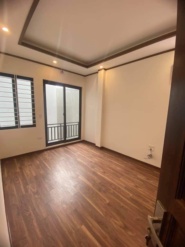 Bán nhà đẹp Lĩnh Nam 33 nở hậu, vị trí đẹp, an sinh tốt, ngõ rộng, thoáng, ở cực sướng