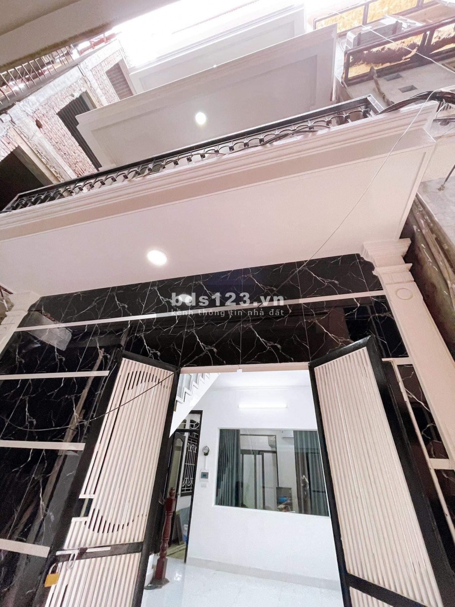 Bán nhà chính chủ quận Thanh Xuân diện tích 40m2, 6 tầng, giá 5.2tỷ 0987006872