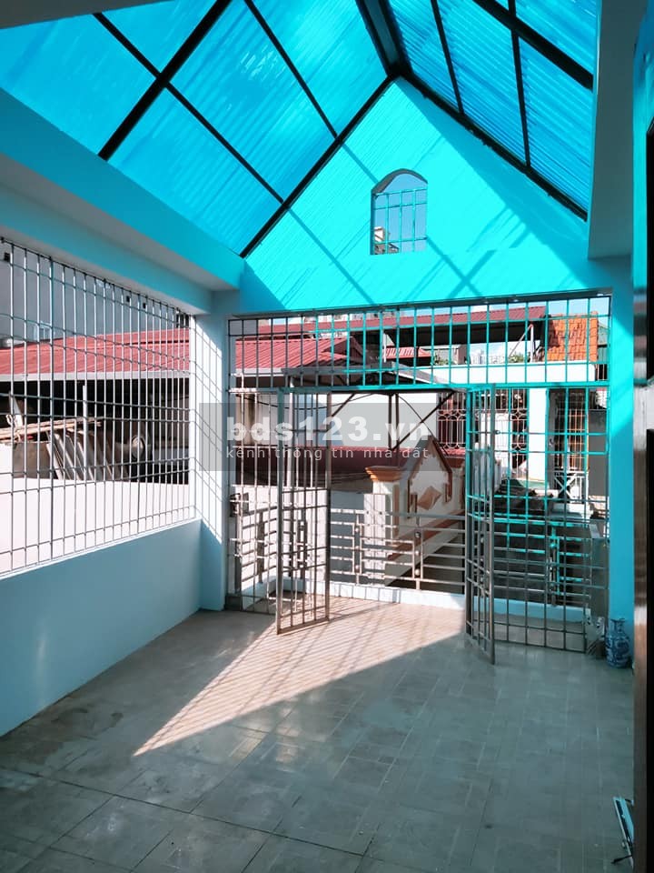 Gốc Đề bán nhà ngõ ba gác dân cư sầm uất diện tích 37m2, 4 tầng giá nhỉnh 3tỷ