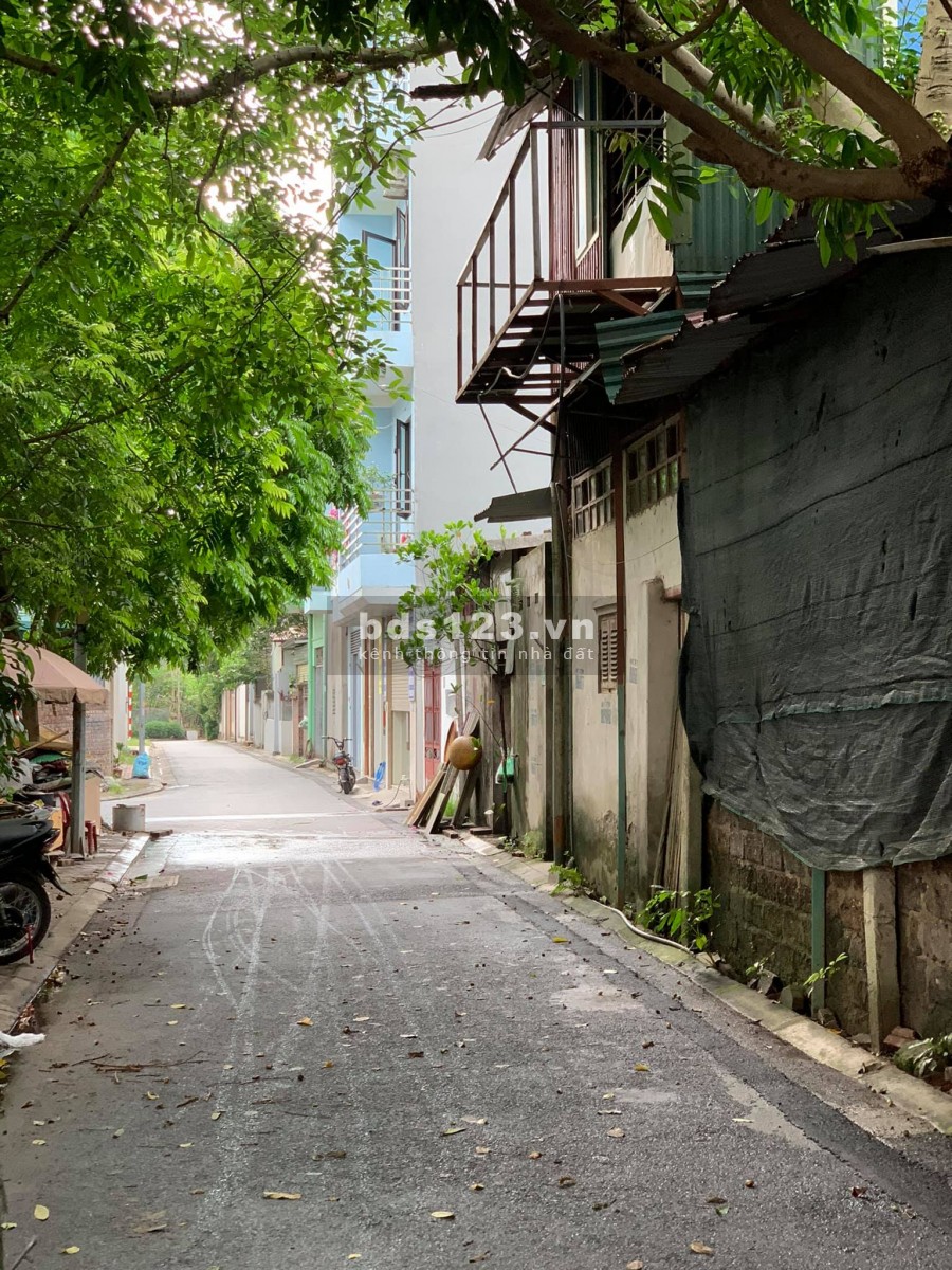 Bán nhà ngọc thụy, gần hồ, biệt thự Khai Sơn diện tích 31m2, giá bán 2.9 tỷ