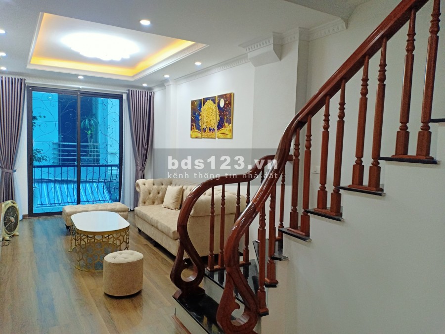 Bán nhà Quang Trung Quận Hà Đông, 2 thoáng, 5 tầng, dt 36m2 cực đẹp, toàn nội thất xịn, giá 2.7 tỷ