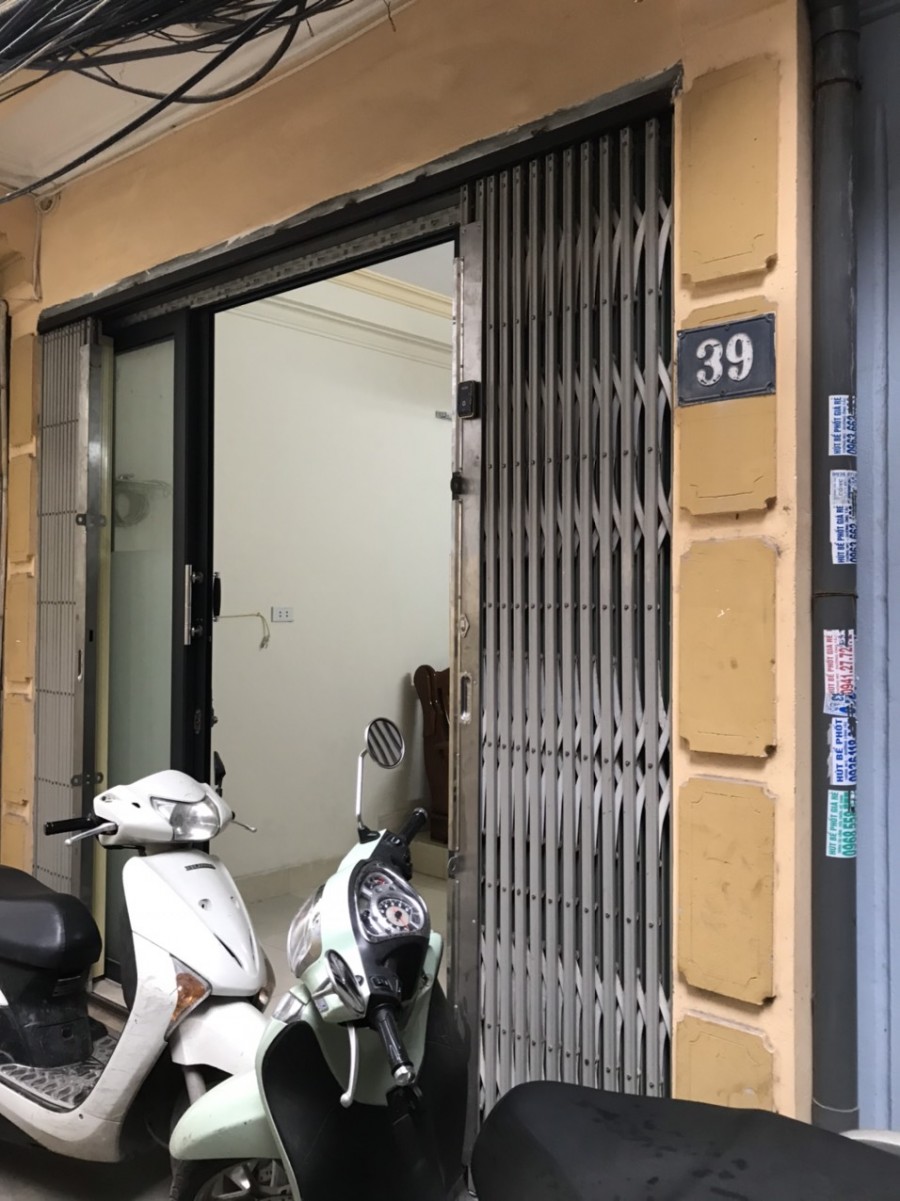 Chính chủ cho thuê nhà tại Ngõ 267 Hoàng Hoa Thám, Ba Đình, DT 30m2x4 tầng Giá 9tr/th LH 0374897234