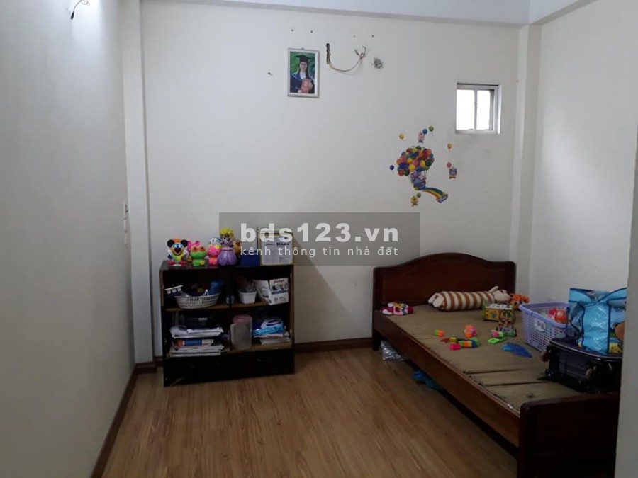 Bán gấp nhà quận Hai Bà Trưng dt 40m gần ô tô giá nhỉnh 2 tỷ vào ở ngay