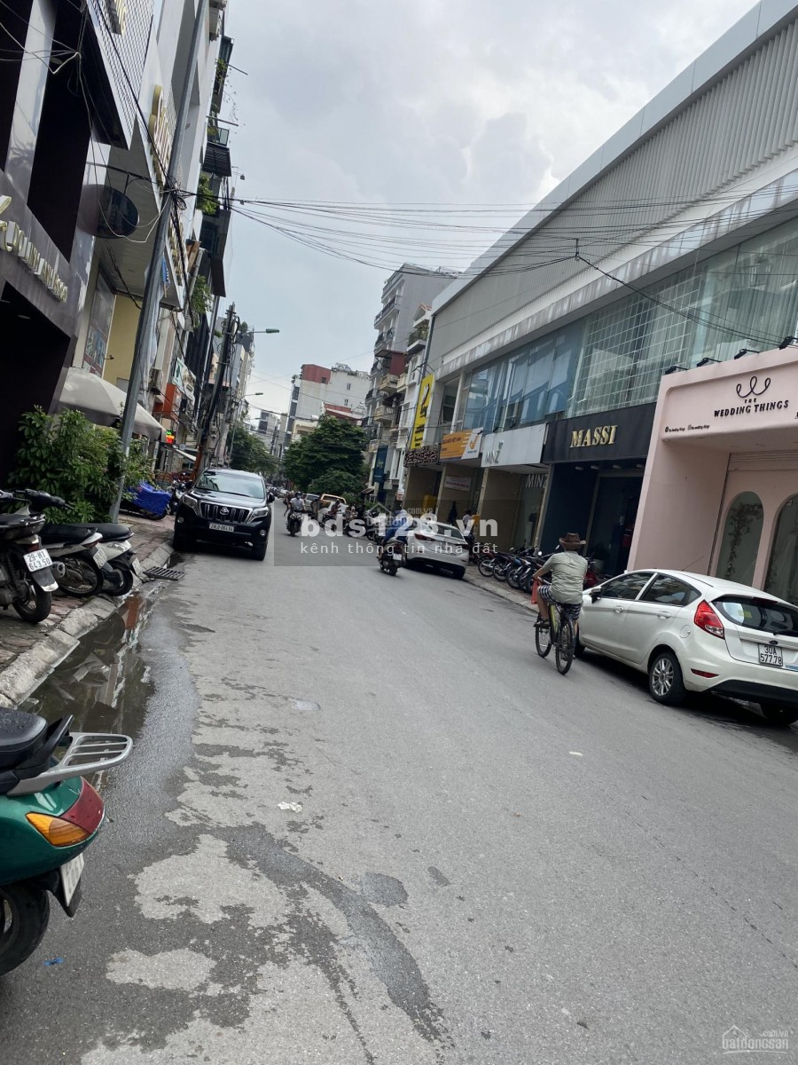Chính chủ cần bán nhà phố nguyên căn đường Nguyễn Hy Quang, diện tích 44m2