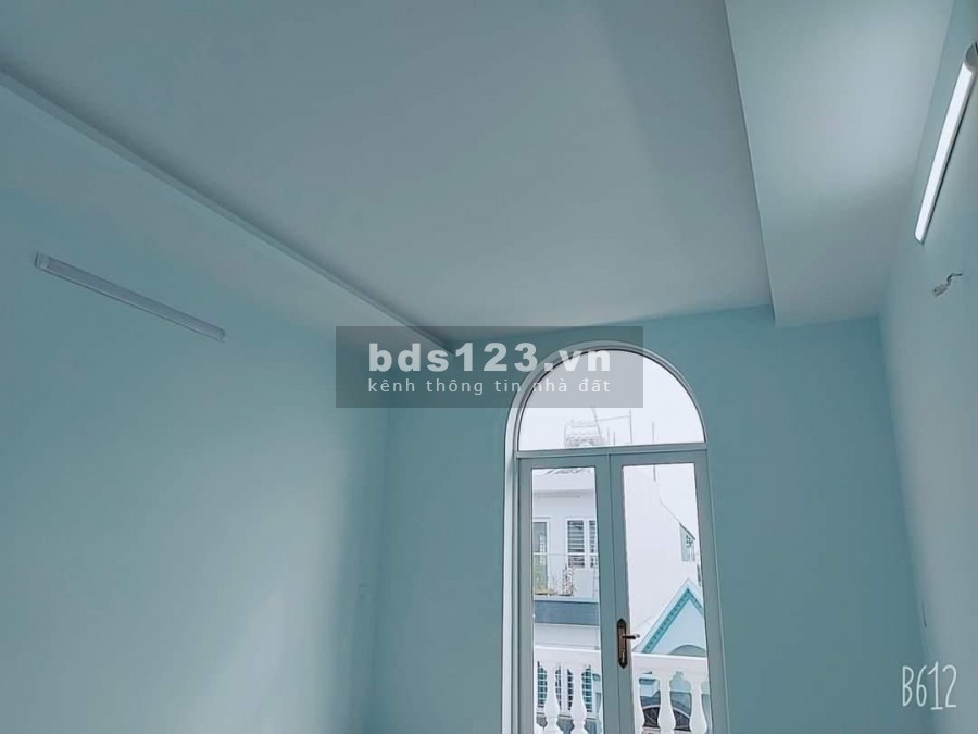 Hẻm xe hơi quay đầu dt 70m2 3 tầng, 4PN Võ Thị Phải Thới An Quận 12 giá 4 tỷ 65 TL