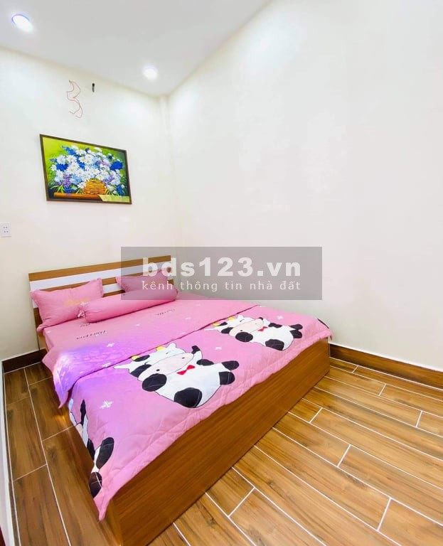 Bán nhà Đường số 3, Gò Vấp diện tích 25m2, 2 tầng hẻm xe hơi, giá 2 tỷ 95