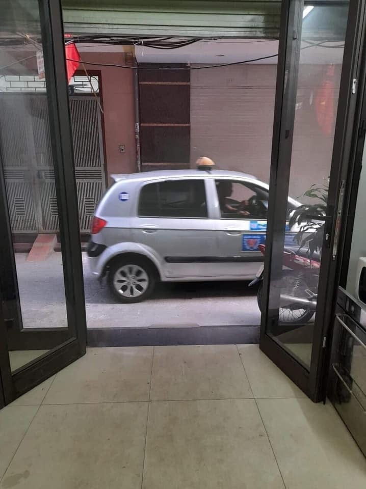 Nhỉ 6 tỉ, có ngay nhà Phân Lô ô tô vào nhà, cách phố Xã Đàn Đống Đa 20m, 39m2, 6 tầng, thang máy