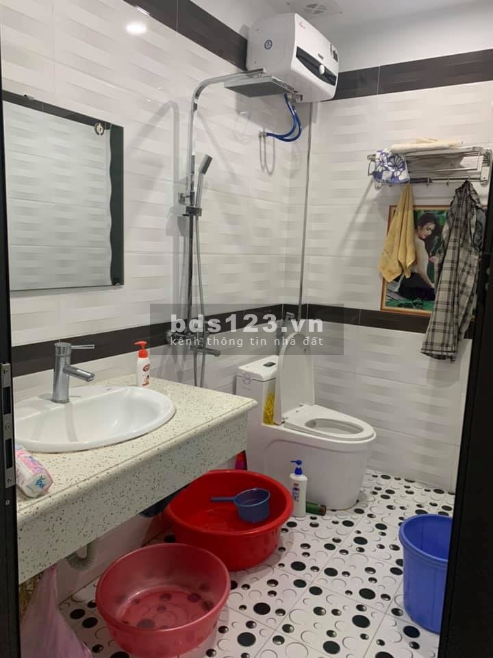 Chỉ với 3,32 tỷ, sở hữu nhà 4 tầng Ngõ Lửa Hồng, Lê Chân Nhà gần như mới, xây hiện đại cực đẹp