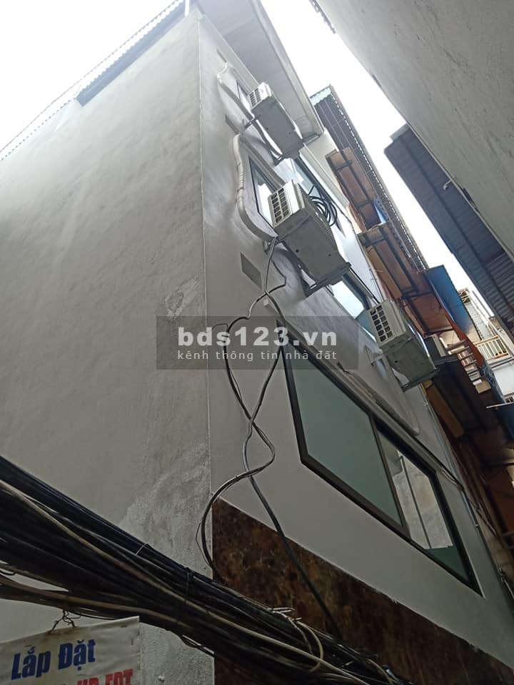 Bán gấp nhà tại vĩnh Tuy, dt 60m2, 5 tầng, 10 phòng khép kín, giá 5.5 tỷ, lhcc 0899823629