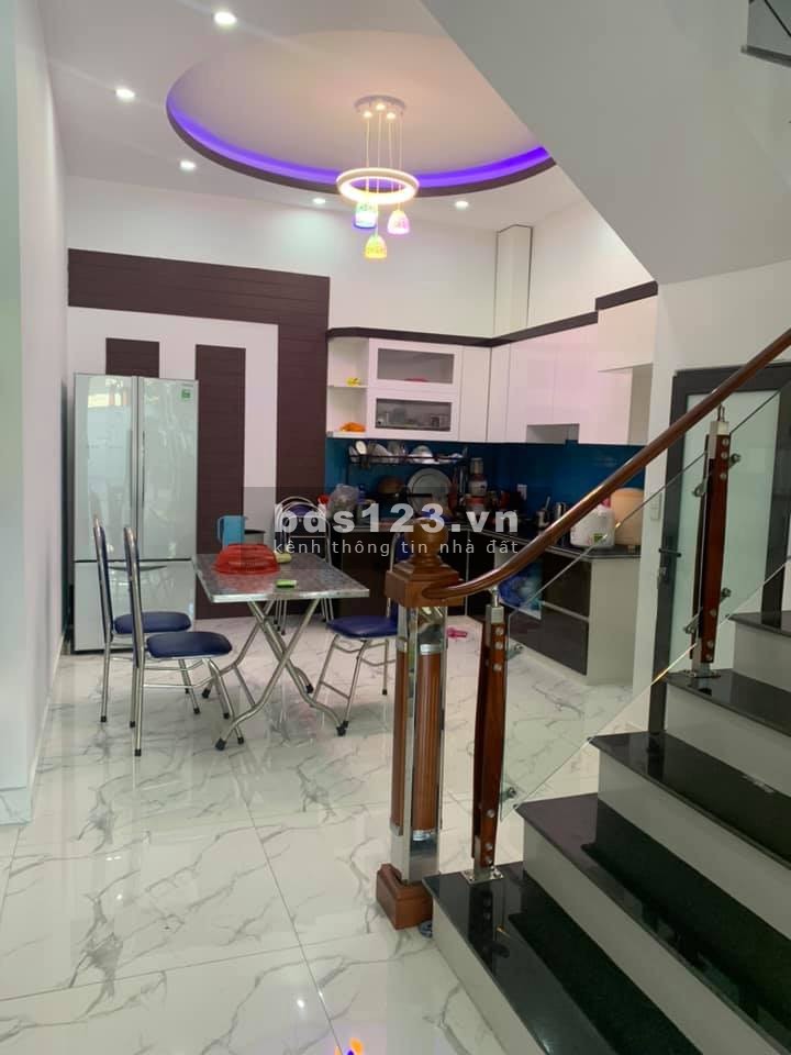 Chỉ với 3,32 tỷ, sở hữu nhà 4 tầng Ngõ Lửa Hồng, Lê Chân Nhà gần như mới, xây hiện đại cực đẹp