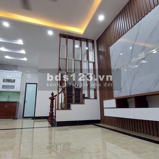 Bán nhà Tam Trinh Yên Sở phân lô xây dựng cao cấp 5M ra phố dt 38m2 đúc 5 tầng