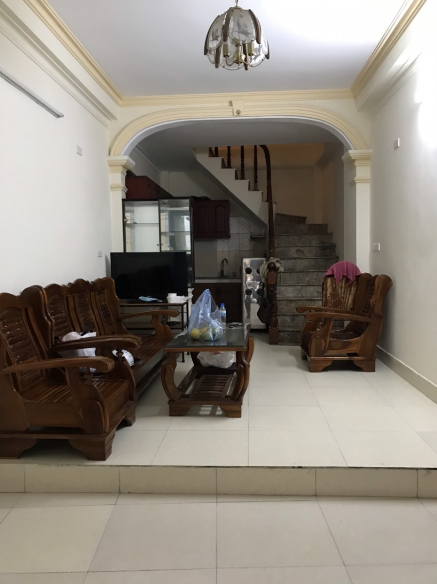 Chính chủ cho thuê nhà tại Ngõ 267 Hoàng Hoa Thám, Ba Đình, DT 30m2x4 tầng Giá 9tr/th LH 0374897234