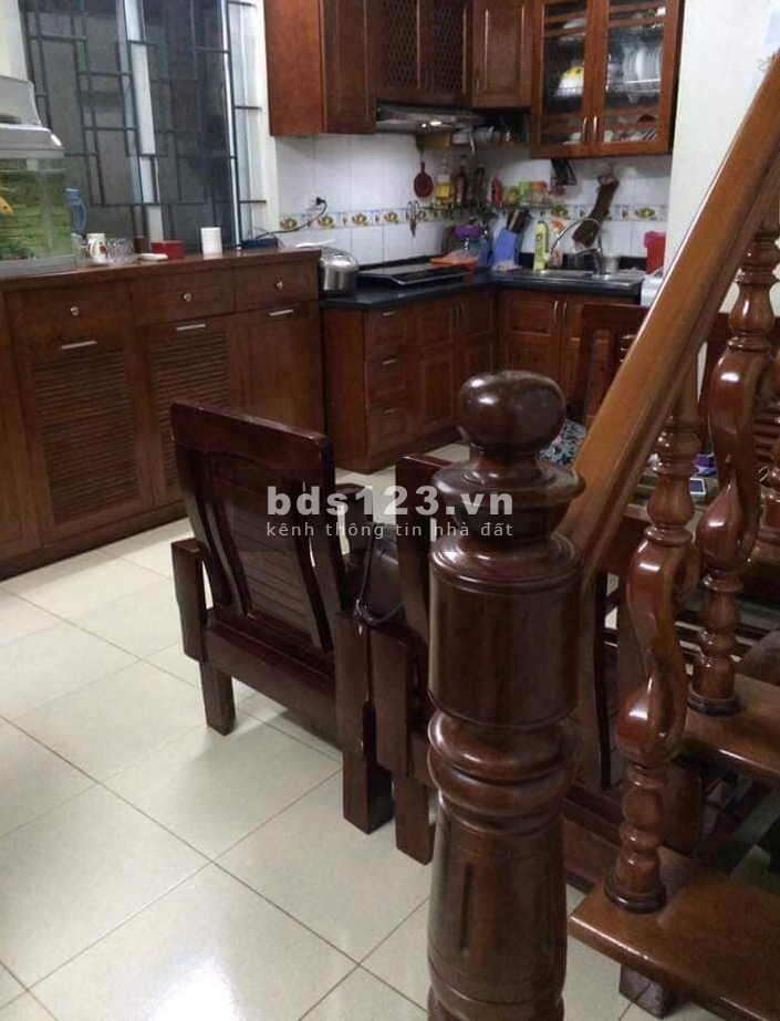 Chỉ 1.2 tỷ Nhà Hoàng Tăng Bí, Bắc Từ Liêm 28m2, Sổ Phân Lô, Gần Phố. LH: 094.111.1357.