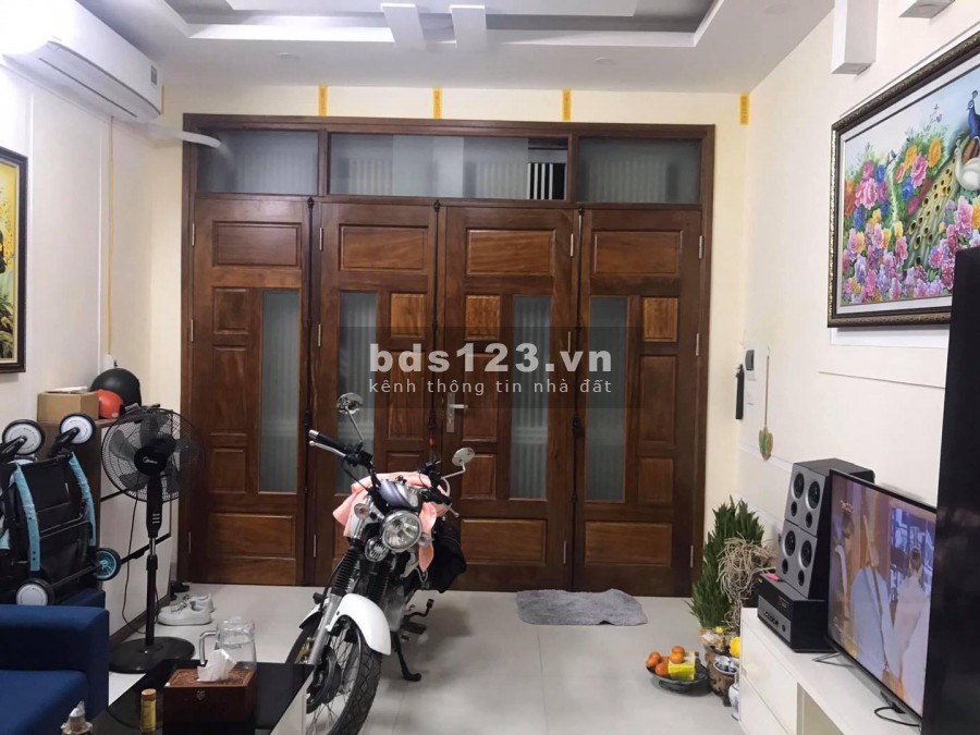 Nhà đẹp 5 tầng tặng nội thất, ngõ 39 Xuân Đỉnh diện tích 32m2 giá 3,8 tỷ, LH 0392969999