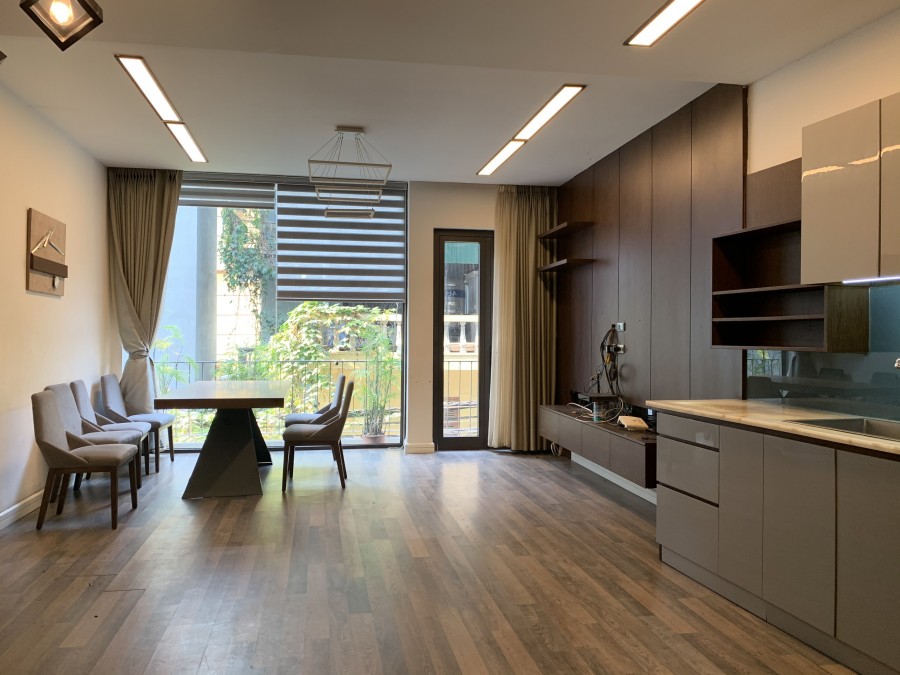 Bán nhà mặt phố Minh Khai, Hai Bà Trưng 48m2 6 tầng, thang máy, 3 làn ô tô, kinh doanh 10,7 Tỷ