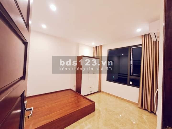 Bán nhà nguyên căn Nguyễn Văn Cừ, 2 mặt thoáng, nhà đẹp, dt 40m2, 4 tầng, giá nhỉnh 4 tỷ