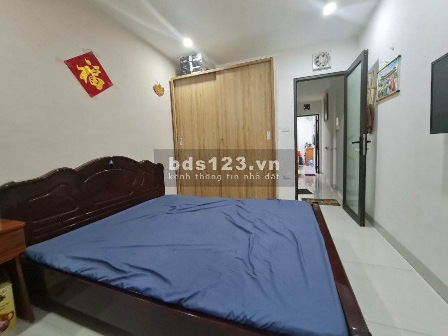 Bán Nhà Lĩnh Nam, 15m ô tô ra vào, sổ đổ chính chủ, dt 36m2, 4 tầng, mt 3m hơn 2 tỷ