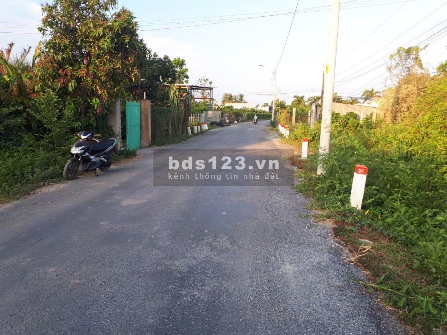 Bán Lô đất 260m2 giá 869 Triệu đồng – kế bên UBND Xã Diên Đồng