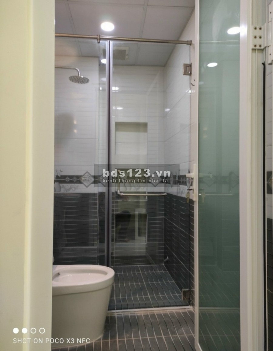 Cần bán gấp nhà hẻm xe hơi, 2 tầng. Đường Cống Lở giá bán 3.5 tỷ