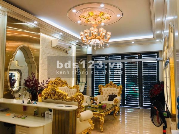 Nhà phố Nguyễn Hoàng, Nam Từ Liêm, thang máy, kinh doanh đỉnh, tặng toàn bộ nội thất dt 67m2 x 5 tầng