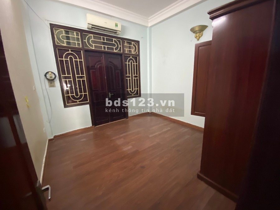 Bán nhà đường Trần Cung, nhà mới, thoáng sáng, yên tĩnh, giá bán 3.4 tỷ
