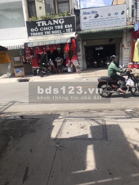 Bán nhà nguyên căn đường Nguyễn Văn Quá, diện tích 4.95mx16m,…